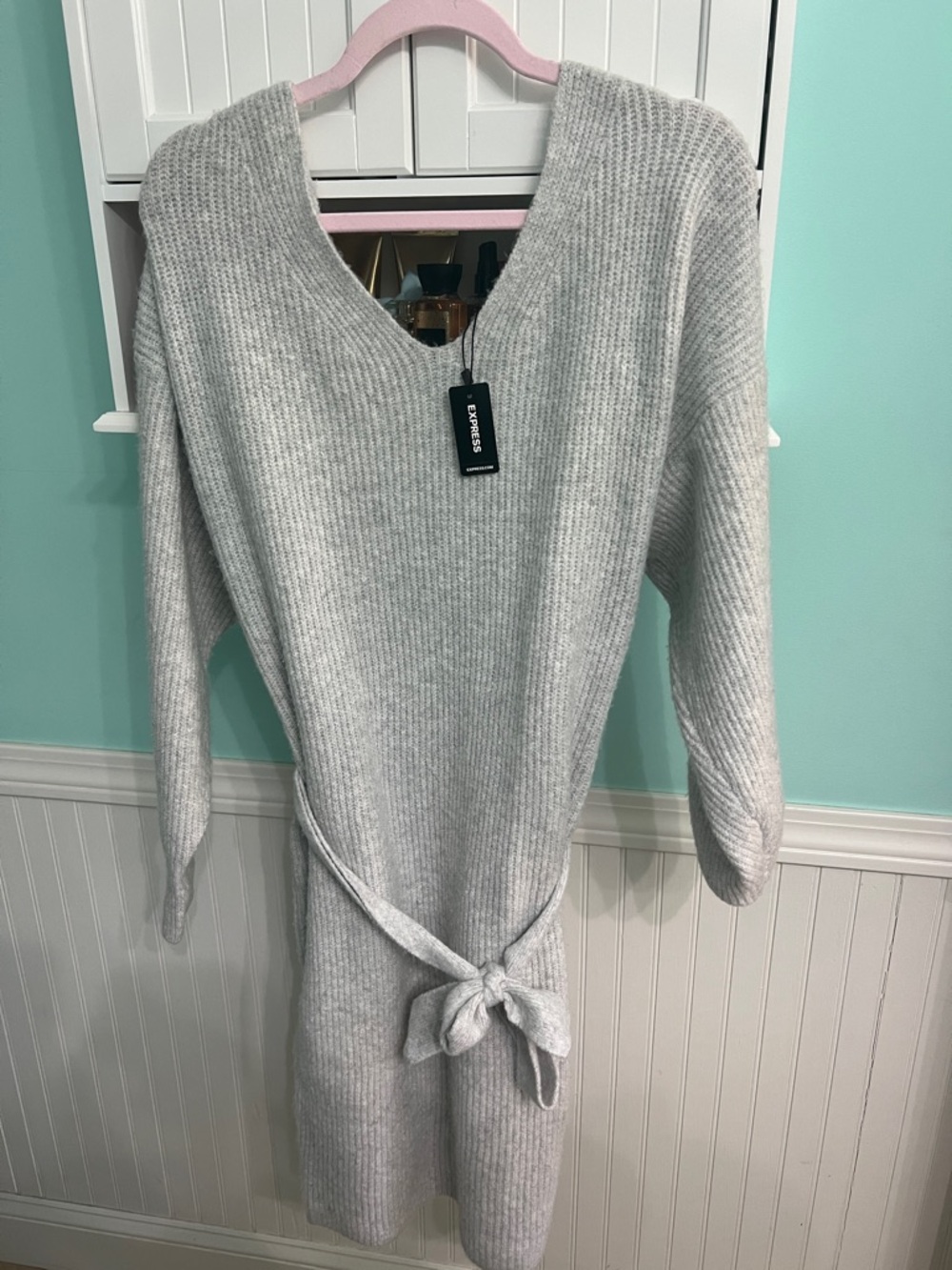 Express Light Gray Ribbed V-Neck Long Sleeve Sweater Dress
